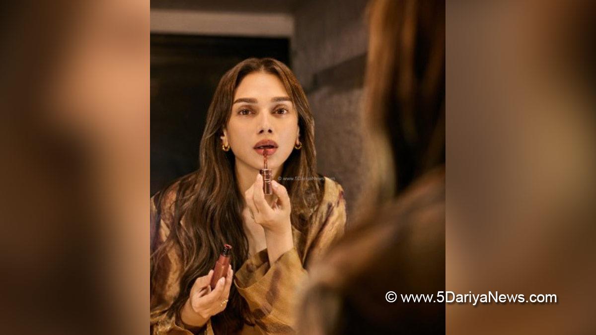 Aditi Rao Hydari, Bollywood, Bollywood News, Latest Bollywood News, Mumbai