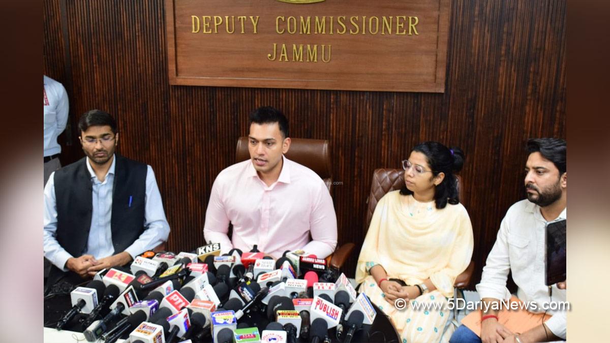 Rakesh Minhas, Dr Rakesh Minhas, DC Jammu, Jammu, Deputy Commissioner Jammu