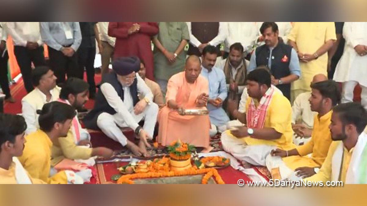 Yogi Adityanath, BJP Uttar Pradesh, Chief Minister of Uttar Pradesh, Gorakhpur, Uttar Pradesh, Gorakhpur International Cricket Stadium, Hardeep Singh Puri