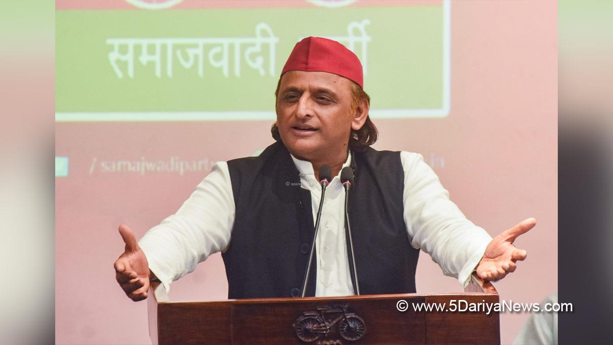 Akhilesh Yadav, Samajwadi Party, New Delhi