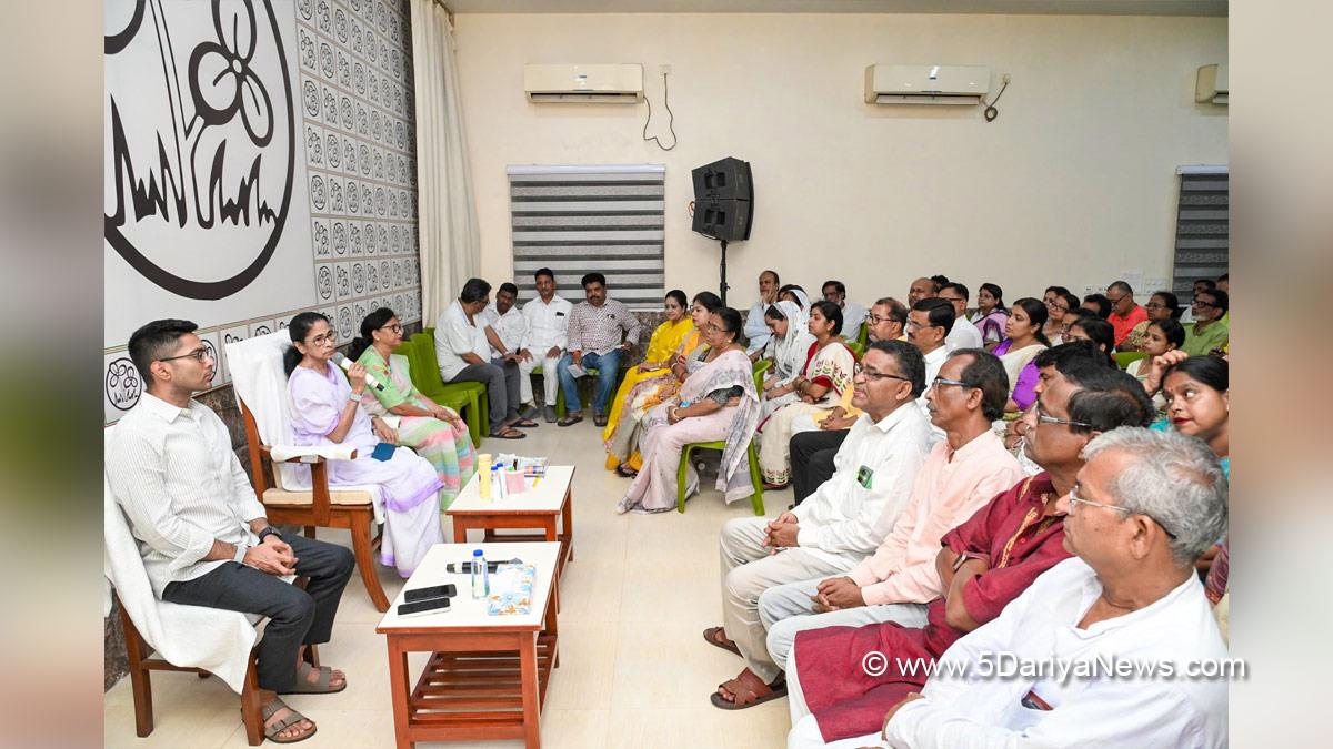 Mamata Banerjee, All India Trinamool Congress, Kolkata, Abhishek Banerjee