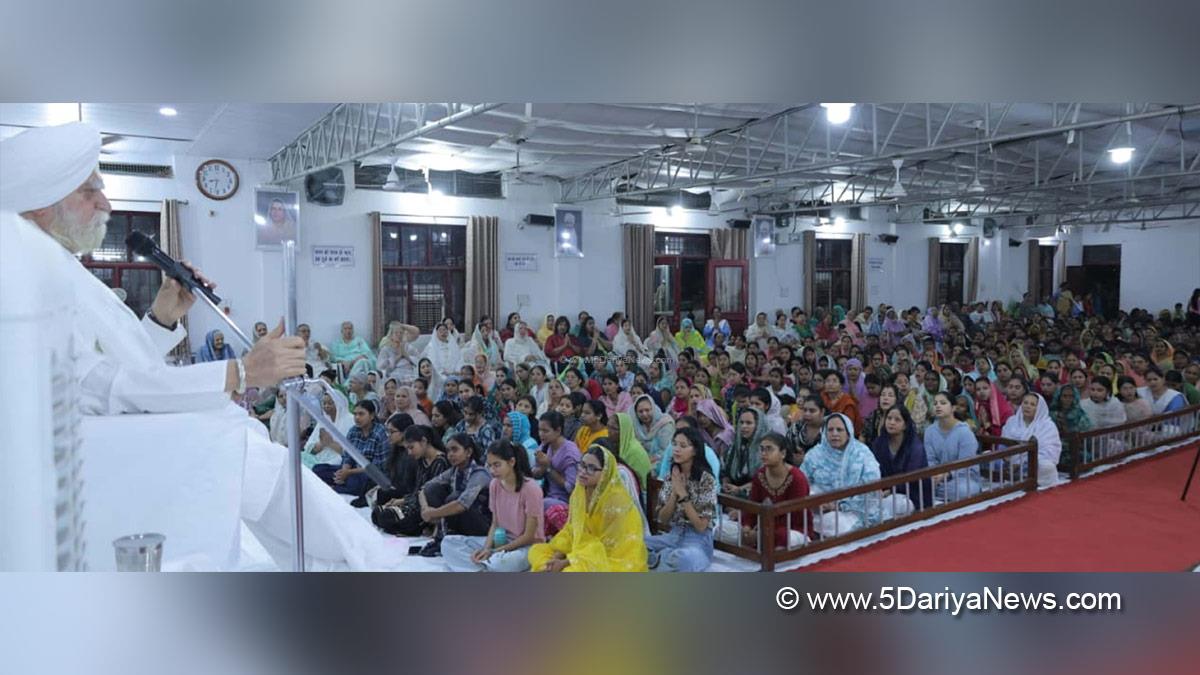 Nirankari, Satguru Mata Sudiksha ji Maharaj, Sant Nirankari charitable Foundation, Sant Nirankari Mission 