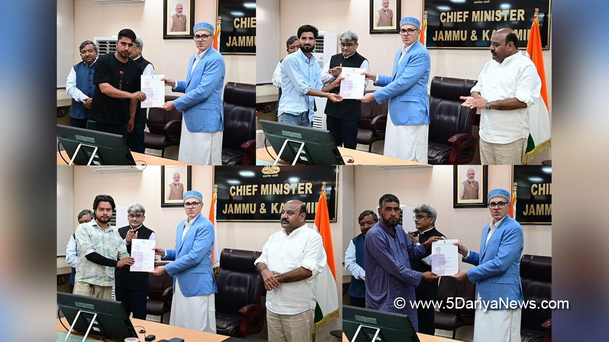 Omar Abdullah, Chief Minister of JK, Jammu and Kashmir National Conference, National Conference, Surinder Kumar Choudhary, Atal Dulloo, Chief Secretary JK, Srinagar