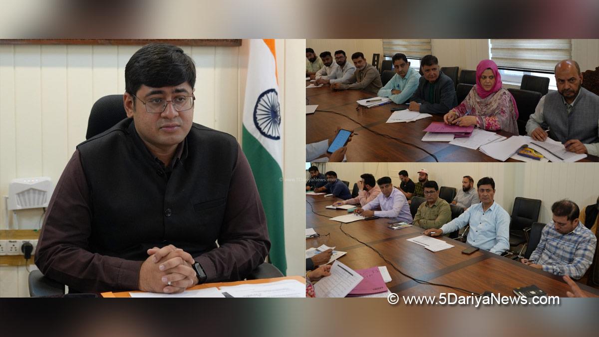 Jatin Kishore, Ganderbal, Deputy Commissioner Ganderbal, Holistic Agriculture Development Programme, HADP, Jammu and Kashmir Competitiveness Improvement Project, JKCIP
