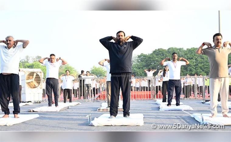नायब सिंह सैनी ने गुरुग्राम से अंतरराष्ट्रीय योग दिवस-2026 के उपलक्ष्य में आयोजित राज्यव्यापी योग अभ्यास अभियान का किया शुभारंभ