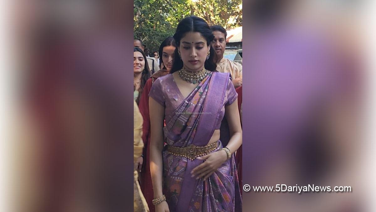 Janhvi Kapoor, Bollywood, Bollywood News, Latest Bollywood News, Mumbai