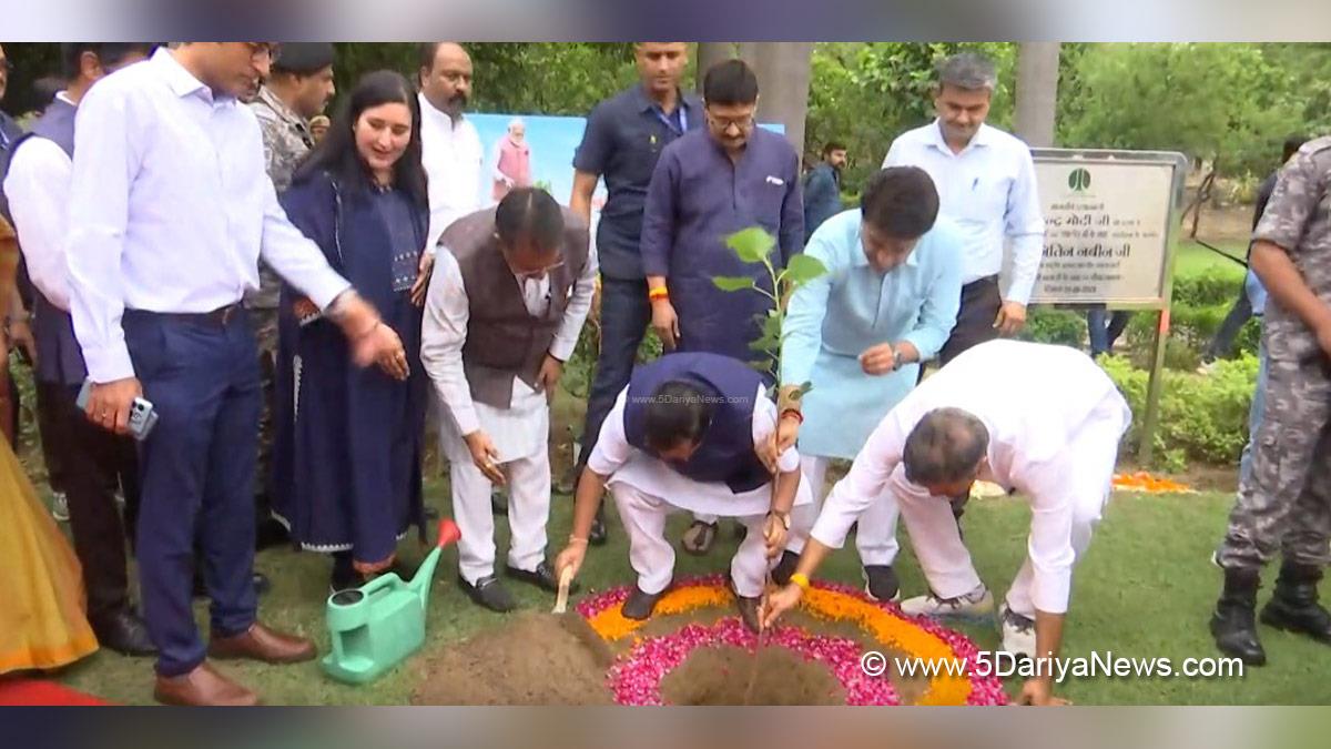 Nitin Nabin, BJP, Bharatiya Janata Party, World Environment Day, Ek Ped Maa Ke Naam, Harsh Malhotra, Bansuri Swaraj, New Delhi
