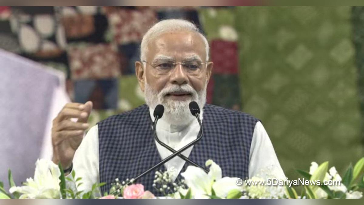 Narendra Modi, BJP, Bharatiya Janata Party, Prime Minister of India, Surat