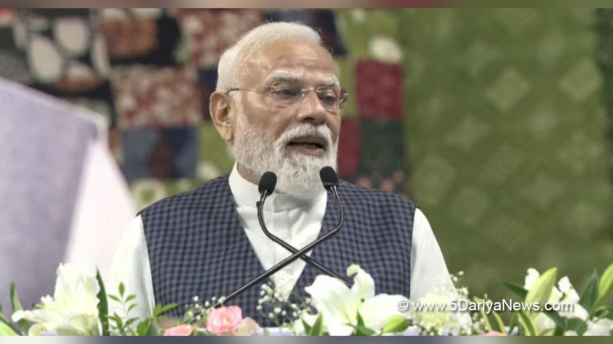 Narendra Modi, BJP, Bharatiya Janata Party, Prime Minister of India, Surat