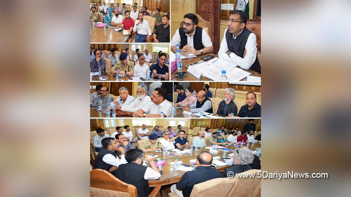 Anshul Garg, Divisional Commissioner Kashmir, Akshay Labroo, Srinagar, Deputy Commissioner Srinagar