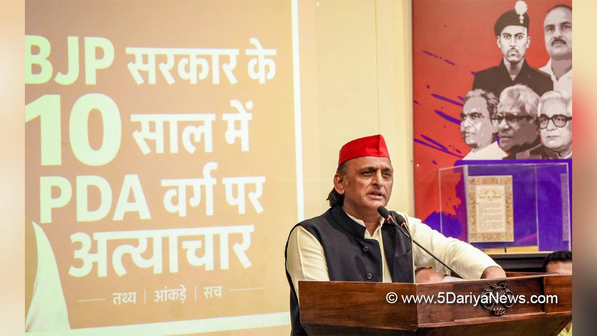 Akhilesh Yadav, Samajwadi Party, New Delhi