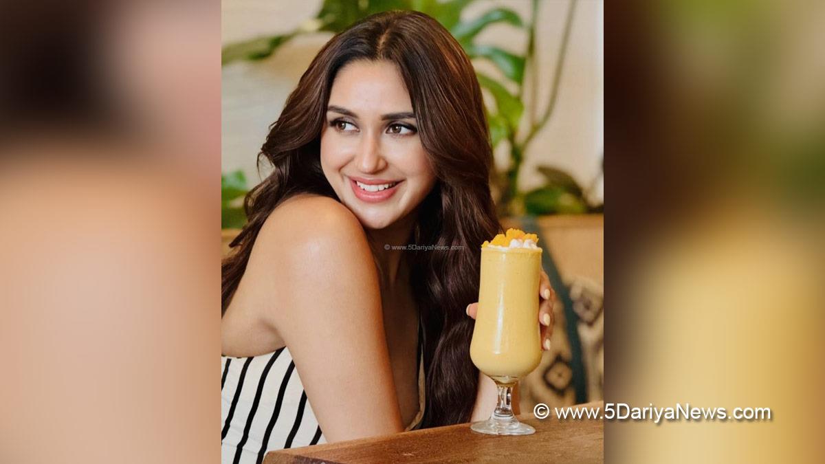 Nikita Dutta, Bollywood, Bollywood News, Latest Bollywood News, Mumbai