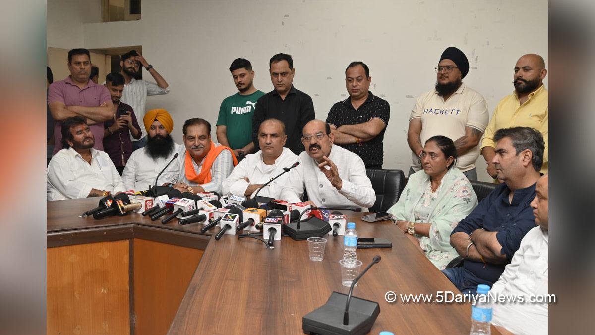 Mohinder Bhagat, Deepak Bali, AAP Punjab, Jalandhar