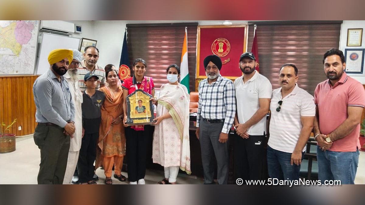 Deepshikha Sharma, DC Ferozepur, Deputy Commissioner Ferozepur, Ferozepur