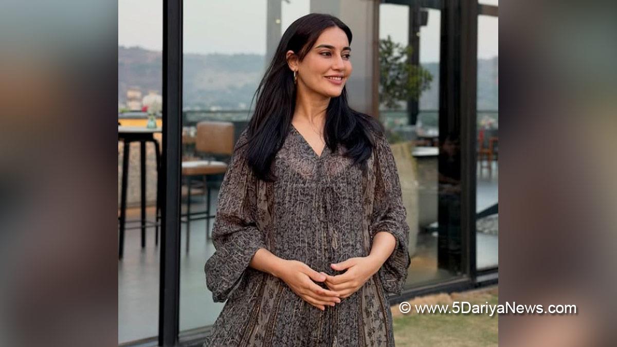 Surbhi Jyoti, TV, Television, Sumit Suri, Mumbai
