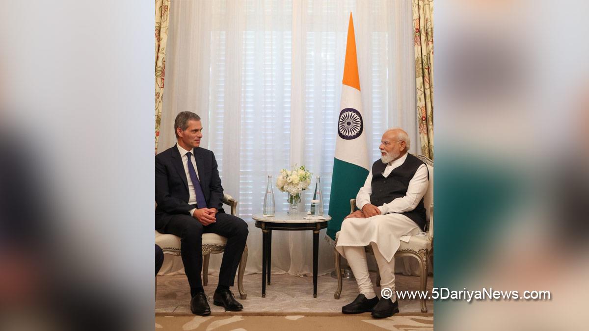 Narendra Modi, BJP, Bharatiya Janata Party, Prime Minister of India, Rodolphe Saade, Paris