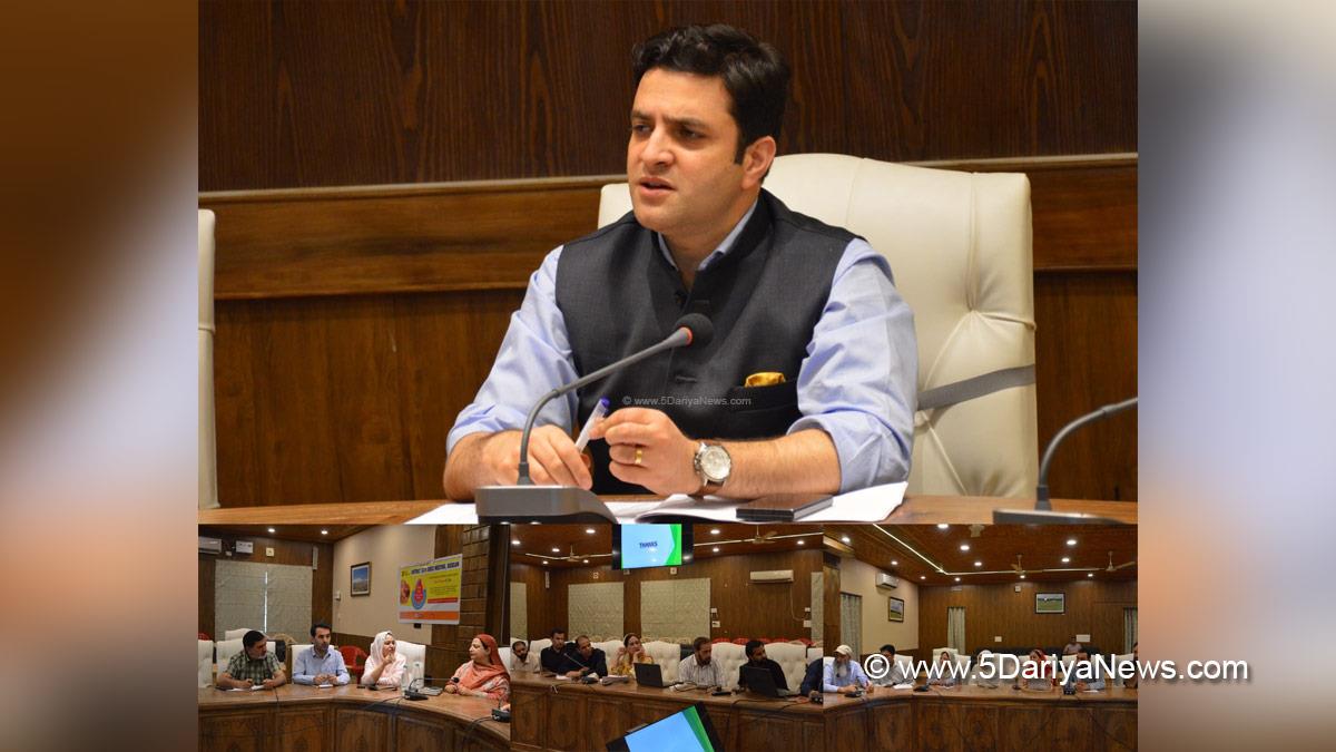 Athar Aamir Khan, Budgam, Deputy Commissioner Budgam, DC Budgam