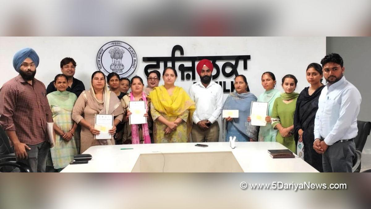 Amarpreet Kaur Sandhu, DC Fazilka, Fazilka, Deputy Commissioner Fazilka
