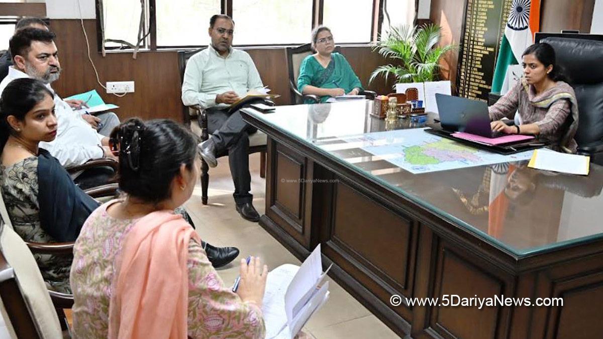 Aashika Jain, DC Hoshiarpur, Deputy Commissioner Hoshiarpur, Hoshiarpur, Punjab, Punjab News, Latest Punjab News