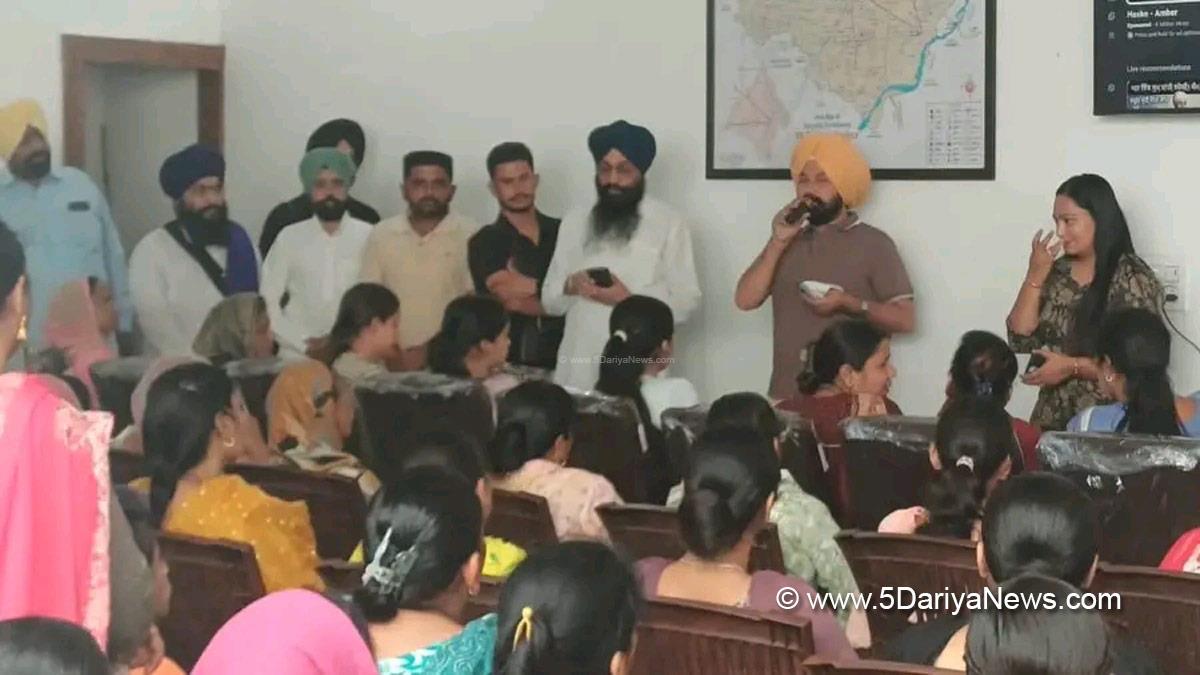 Amarpal Singh, Sri Hargobindpur, AAP Punjab, Punjab, Punjab News, Latest Punjab News, Mawan Dhian Satkar Yojana, Mukh Mantri Mawan Dhiyan Satkar Yojana