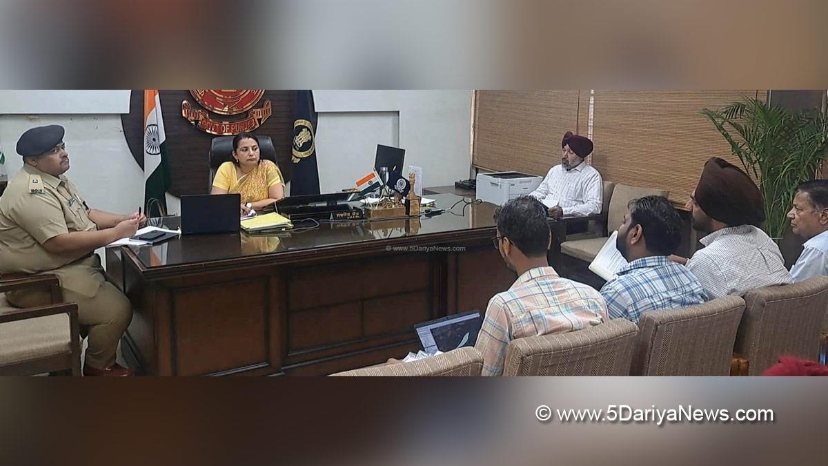 Navjot Kaur, DC Mansa, Deputy Commissioner Mansa, Mansa, Punjab, Punjab News, Latest Punjab News