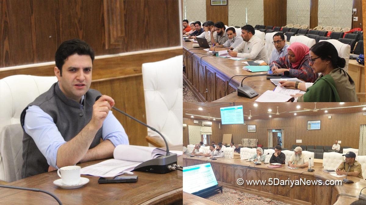 Athar Aamir Khan, Budgam, Deputy Commissioner Budgam, DC Budgam