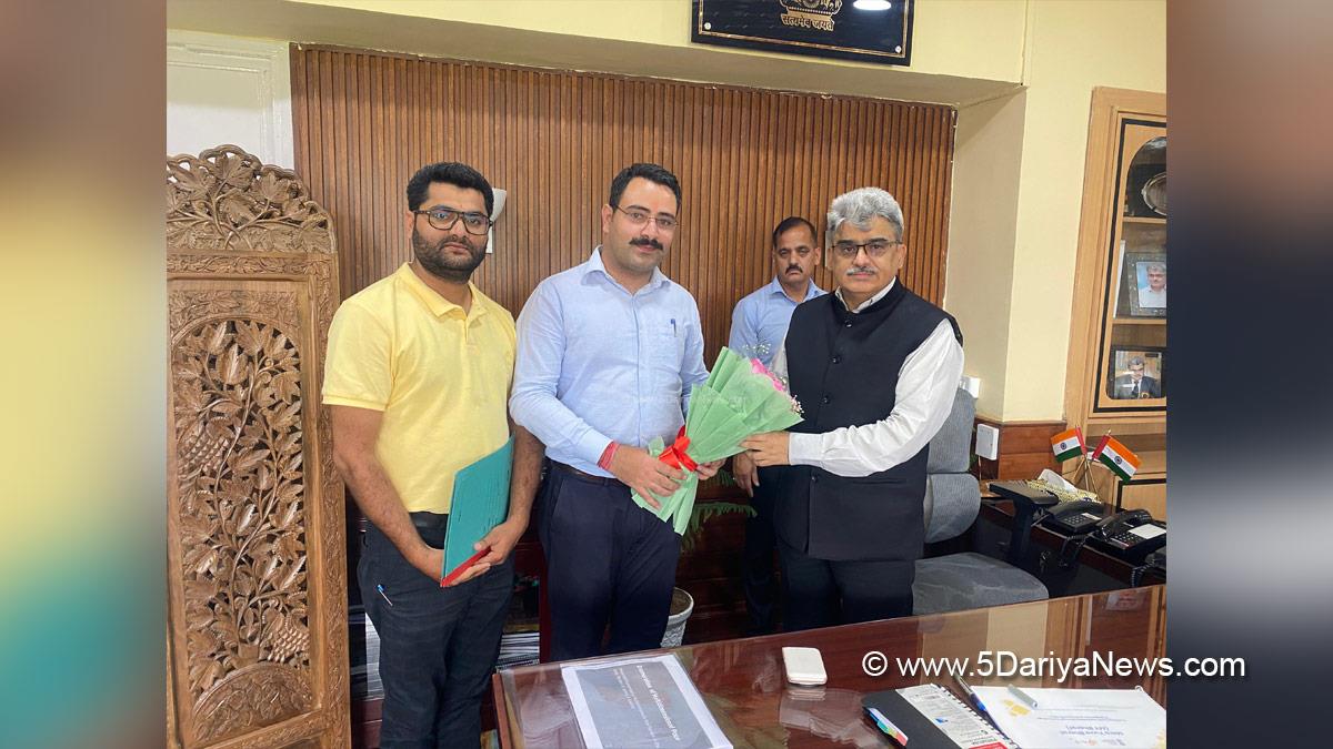Atal Dulloo, Chief Secretary JK, Nitin Hangloo, Srinagar