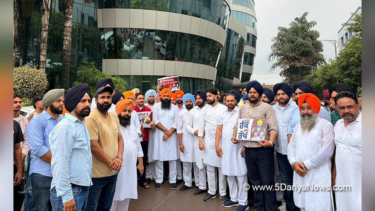 Protest, Sarabjit Singh Jhinjher, Sarabjeet Singh Jhinjer, Shiromani Akali Dal, SAD, Akali Dal, Punjab, Punjab News, Latest Punjab News