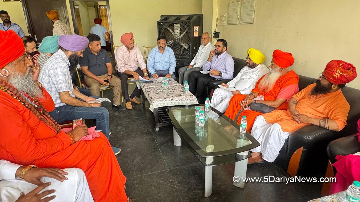 Harbhajan Singh ETO, AAP Punjab, Punjab, Punjab News, Latest Punjab News, Dalwinderjit Singh, DC Amritsar, Amritsar, Deputy Commissioner Amritsar