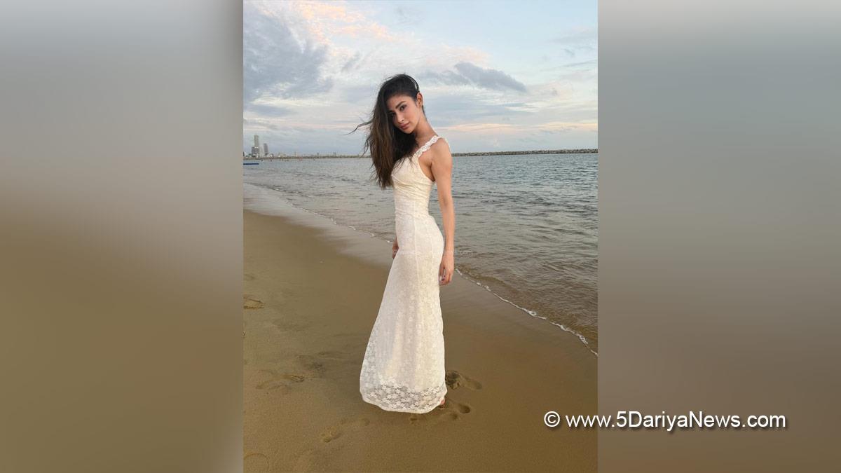 Mouni Roy, Bollywood, Bollywood News, Latest Bollywood News, Mumbai