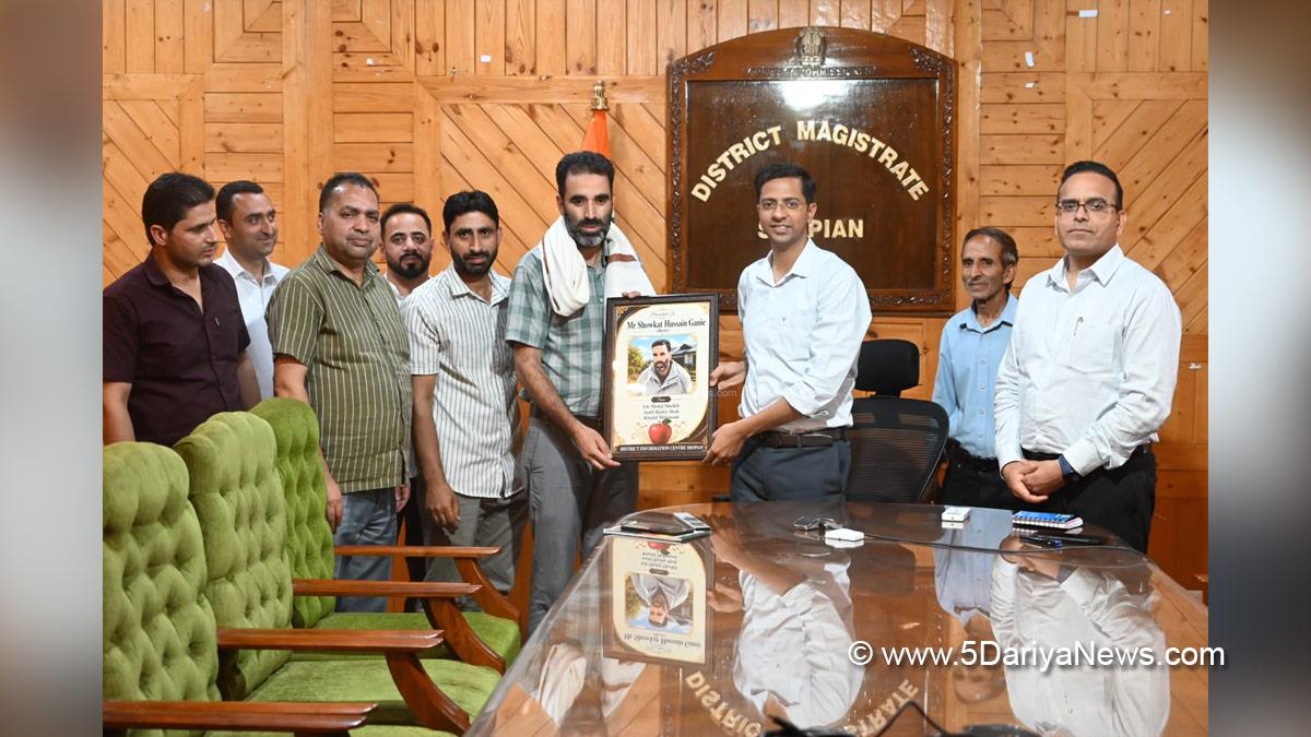 Shishir Gupta, Shopian, DC Shopian, Deputy Commissioner Shopian