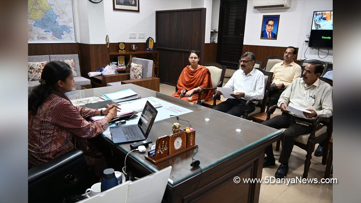 Aashika Jain, DC Hoshiarpur, Deputy Commissioner Hoshiarpur, Hoshiarpur, Punjab, Punjab News, Latest Punjab News
