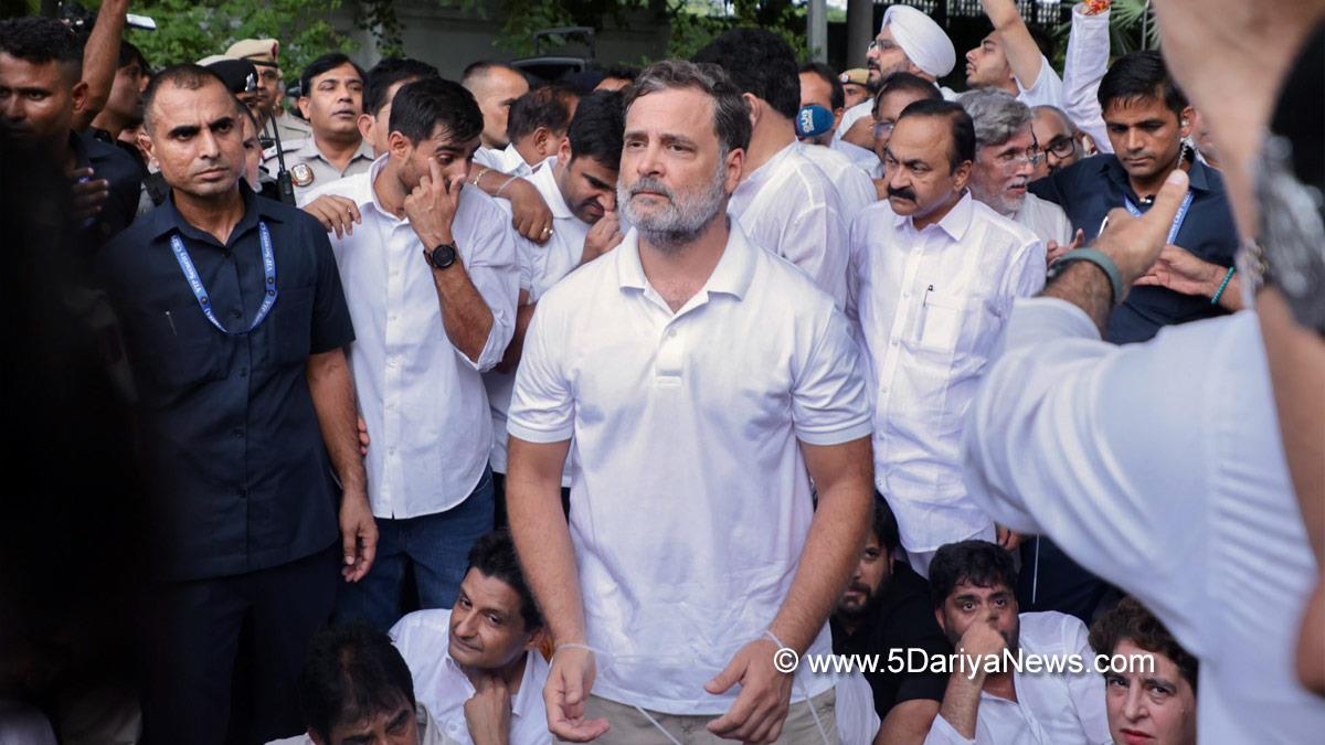 Protest, Rahul Gandhi, Priyanka Gandhi, Indian National Congress, Congress, All India Congress Committee,Congress Working Committee, CWC