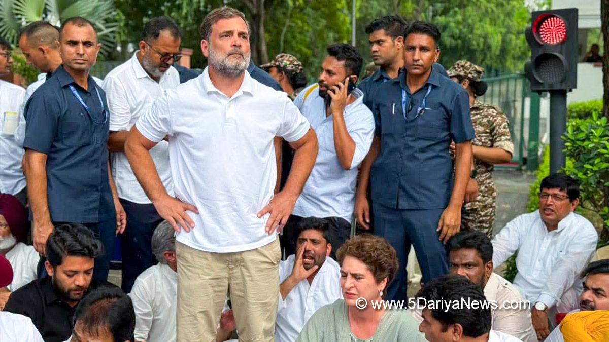 Protest, Rahul Gandhi, Priyanka Gandhi, Indian National Congress, Congress, All India Congress Committee,Congress Working Committee, CWC