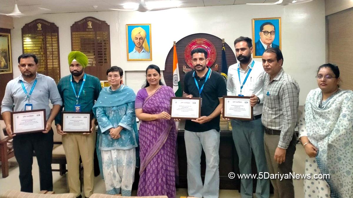 Navjot Kaur, DC Mansa, Deputy Commissioner Mansa, Mansa, Punjab, Punjab News, Latest Punjab News