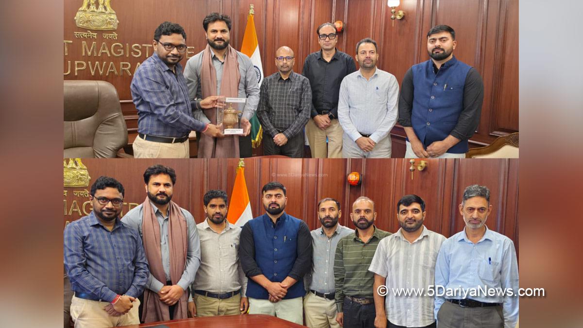 Shrikant Suse, Shrikant Balasaheb Suse, Kupwara, Deputy Commissioner Kupwara, Kashmir, Jammu And Kashmir, Jammu, District Administration Kupwara, Aadil Manzoor Wani, Iftakhar Naseem