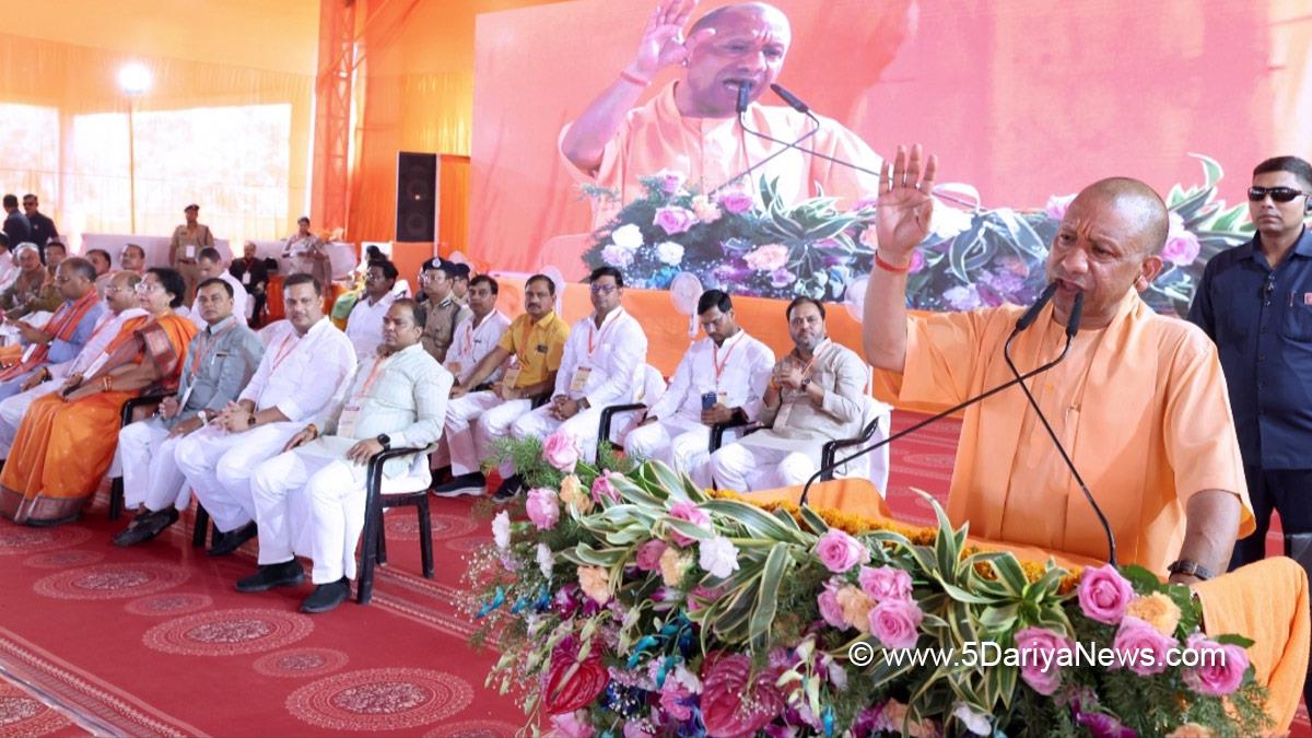 Yogi Adityanath, Lucknow, Uttar Pradesh, BJP, Bharatiya Janata Party, Chief Minister of Uttar Pradesh