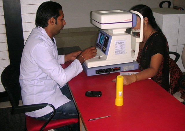 Free Eye Checkup Camp organized at GGS-Sachdeva Group