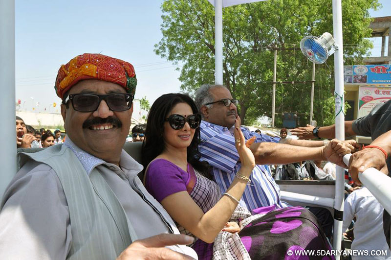 Sri Devi campaigns for Amar Singh