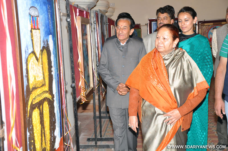 Urmila Singh, Governor  inaugurating    the painting exhibition   at Gaiety Theatre Shimla today.