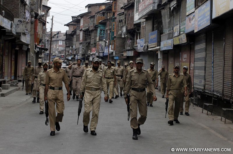 Security beefed-up in Srinagar