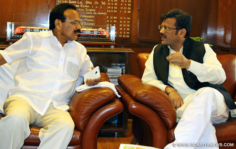 Kamal Sharma meets Union Railway Minister, raises issue of connecting Ferozepur-Amritsar