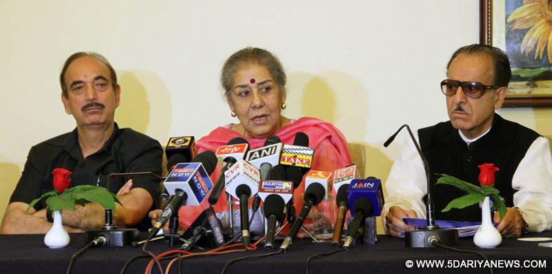 Ghulam Nabi Azad, Ambika Soni and Jammu and Kashmir Congress chief Saif-ud-Din Soz during a press   conference in Jammu on July 20, 2014. 
