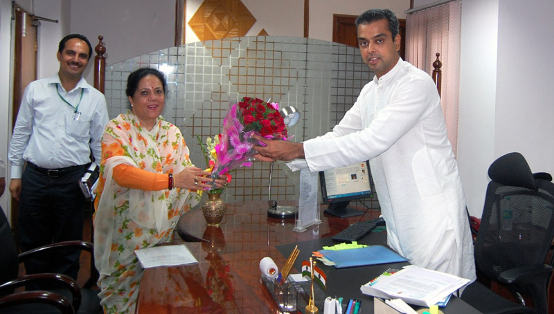 Pratibha Singh MP called on Milind Murli Deora  minister of state 