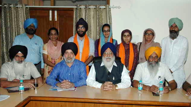 Jathedar Avtar Singh, President, SGPC honoring the Scholars going to Cambridge
