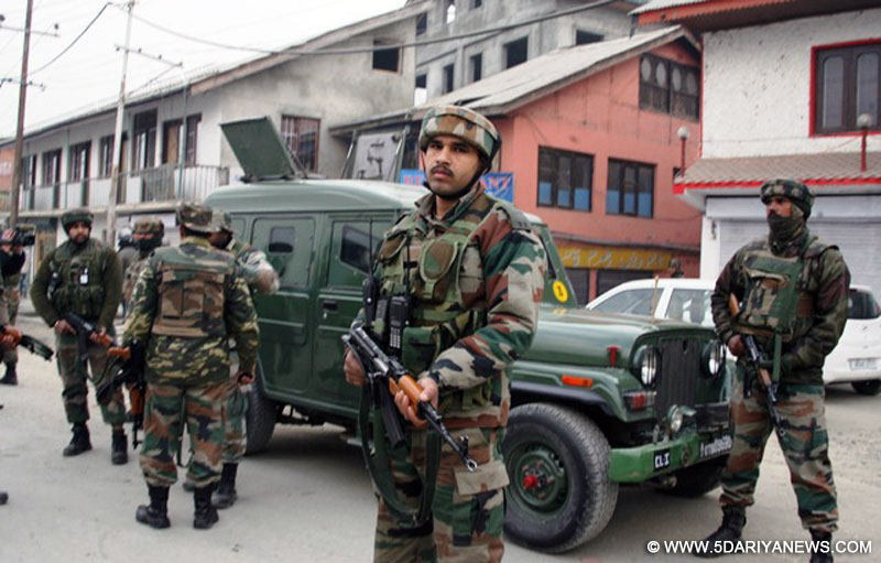 Another Attack in South Kashmir, Policeman shot at in Anantanag