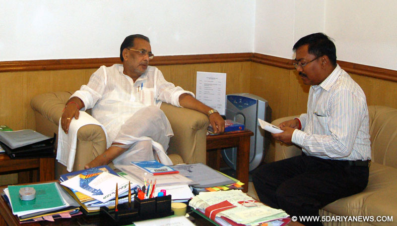 K. Govind Das meeting the Union Minister for Agriculture, Radha Mohan Singh, in New Delhi on September 10, 2014.