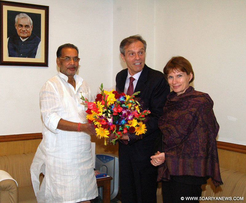 Radha Mohan Singh welcoming the German Ambassador to India, Mr. Michael Stiener, in New Delhi on September 10, 2014.
