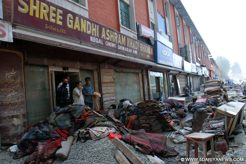Kashmir Flood Aftermath, Gandhi Ashram Workers Seeks Government Aid