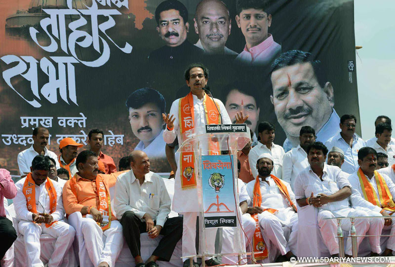 Shivsena Chief Uddhav Thackeray addressing during a Assembly Election Campaign rally at Tuljapur in Maharashtra on Oct 6, 2014.